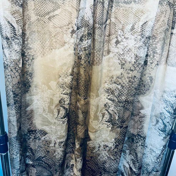 NWT Handmade Artistic Scarf by Sana – Abstract Neutral Design - Picture 5 of 16